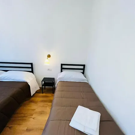 Prime Rooms Oriani فلورنس