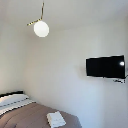 فندق مبيت وإفطار Prime Rooms Oriani *